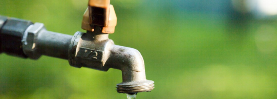 summer plumbing tips outdoor tap